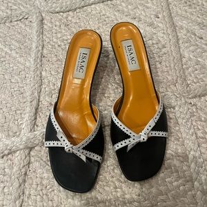 Isaac Mizrahi Kitten Heels